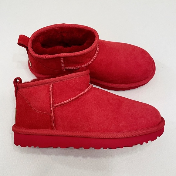 UGG Classic Ultra Mini Shearling Boots in Samba Red Size 6 / 37 - Picture 1 of 7